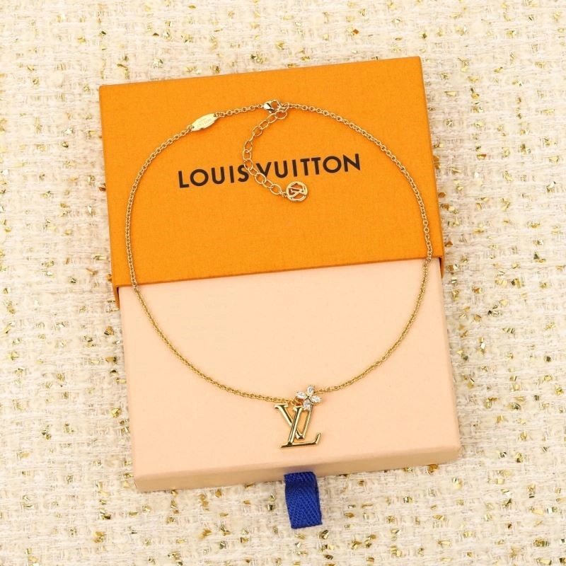 Louis Vuitton Necklaces Casual 249268