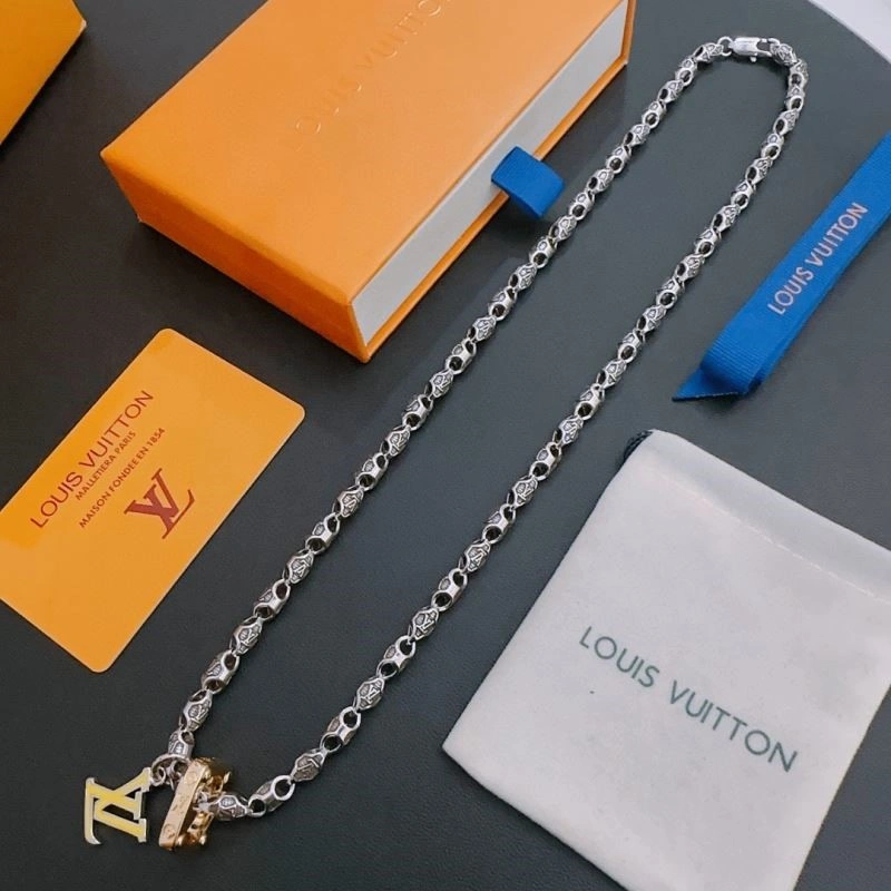 Popular Louis Vuitton Necklaces 249269