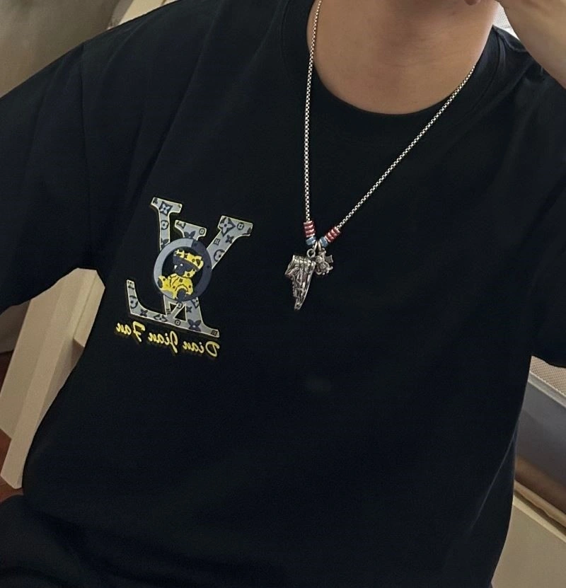 Louis Vuitton Necklaces Unique 249267