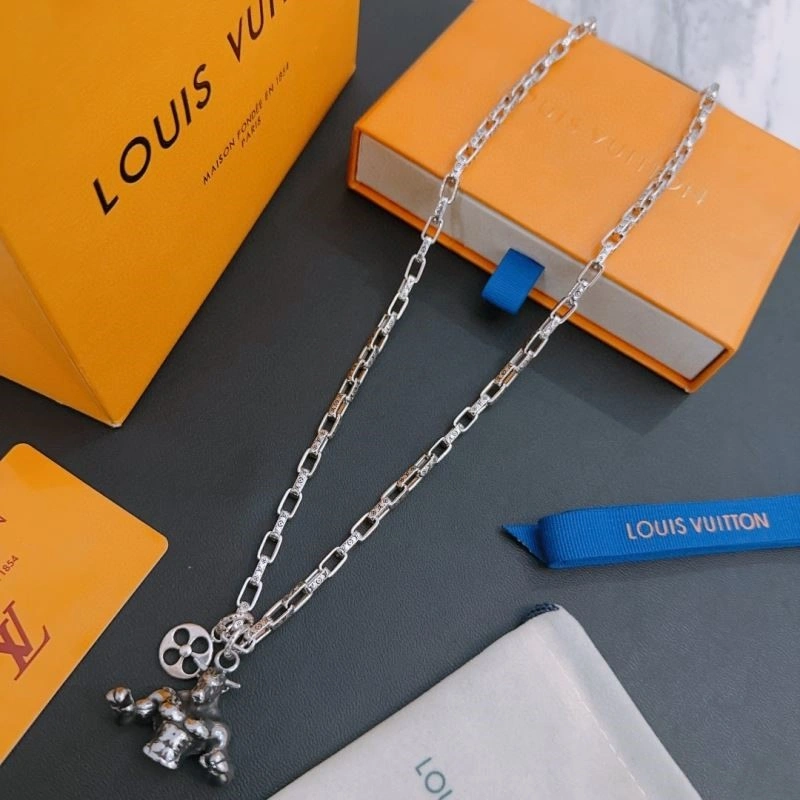 Breathable Louis Vuitton Necklaces 249265