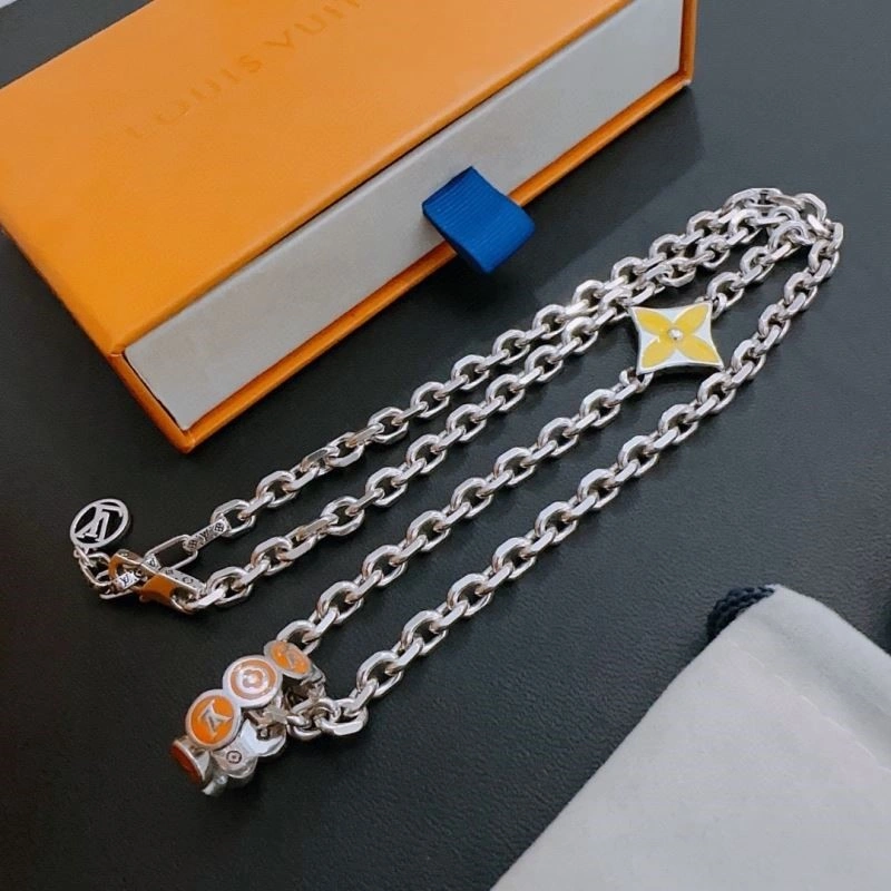 Lightweight Louis Vuitton Necklaces 249262
