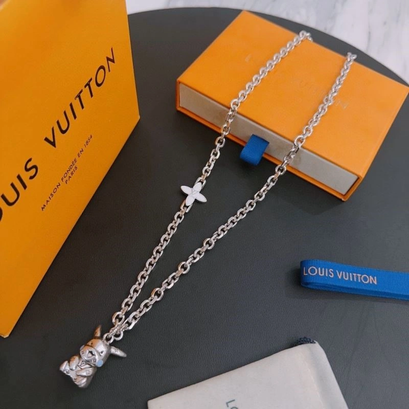 Louis Vuitton Necklaces Stylish 249244
