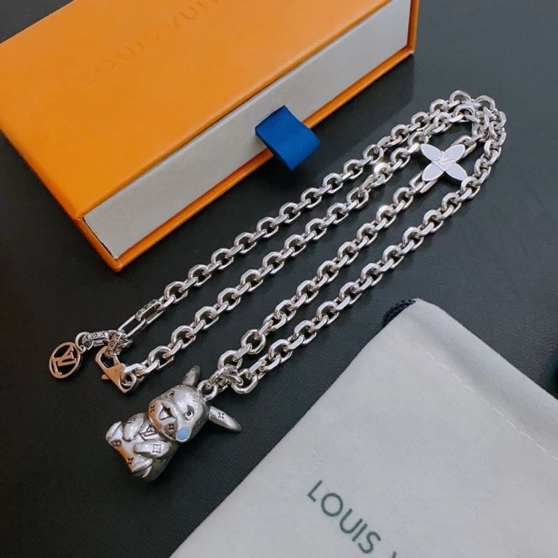 Louis Vuitton Necklaces Stylish 249244