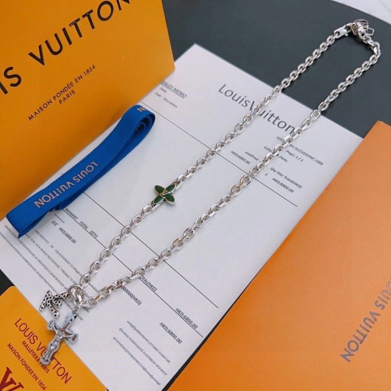 Louis Vuitton Necklaces Snug 249261
