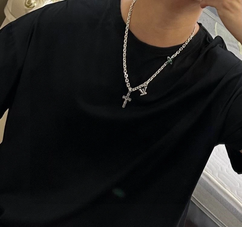 Louis Vuitton Necklaces Snug 249261