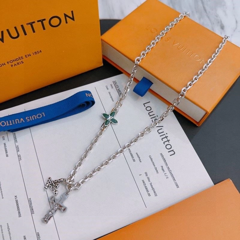 Louis Vuitton Necklaces Snug 249261