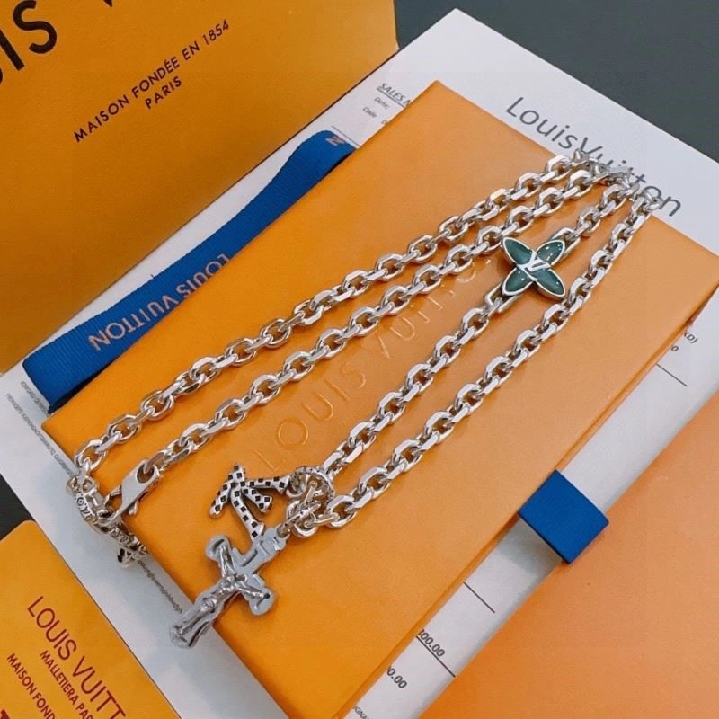 Louis Vuitton Necklaces Snug 249261