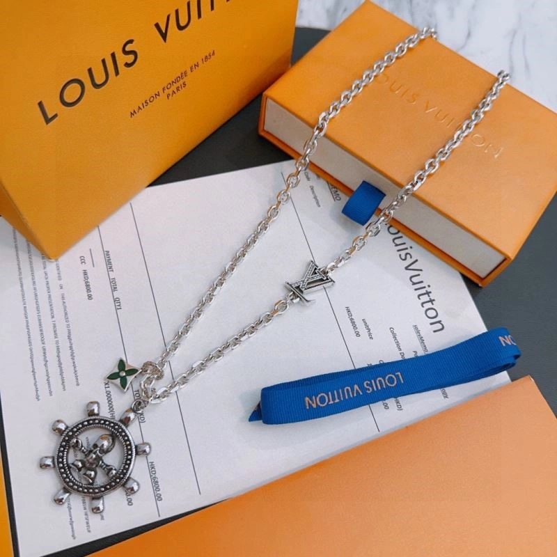 FastDry Louis Vuitton Necklaces 249255