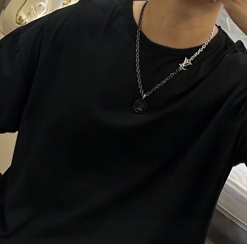 Soft Louis Vuitton Necklaces 249263
