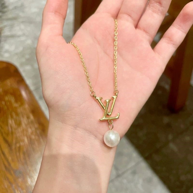 EasyMatch Louis Vuitton Necklaces 249240