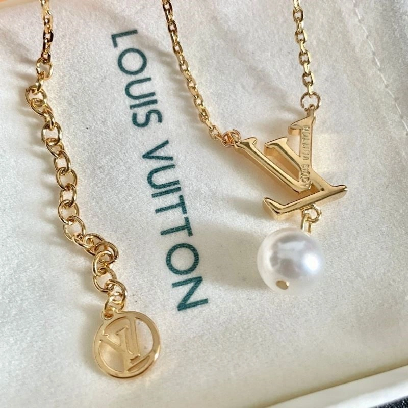EasyMatch Louis Vuitton Necklaces 249240