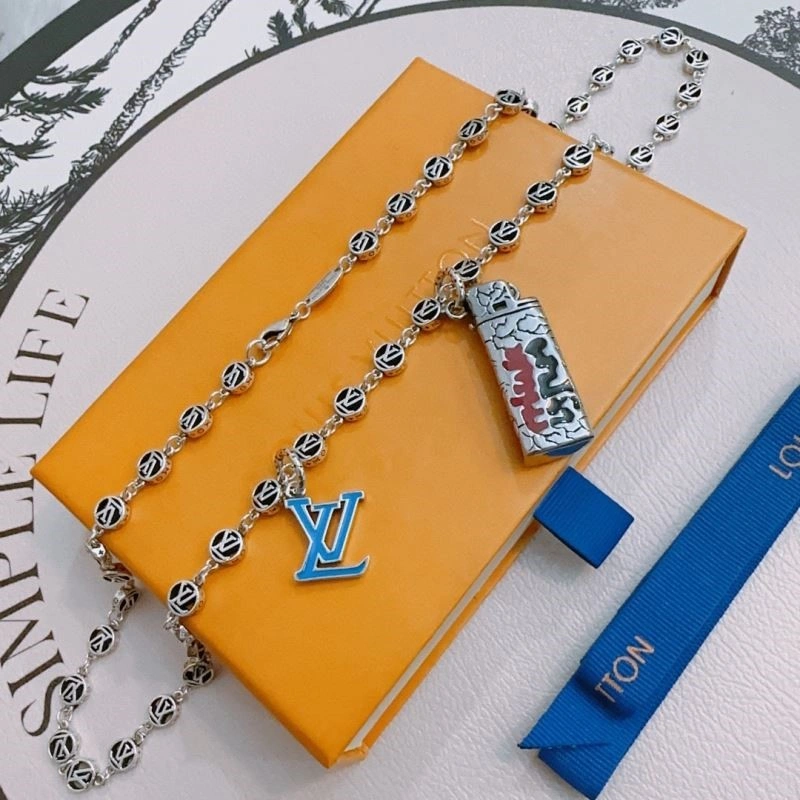 RelaxedFit Louis Vuitton Necklaces 249238