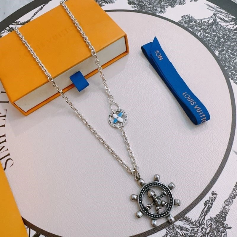 TravelReady Louis Vuitton Necklaces 249236