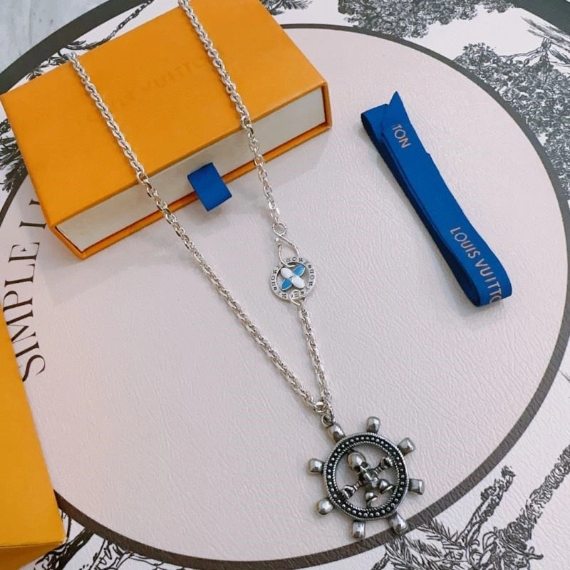 TravelReady Louis Vuitton Necklaces 249236