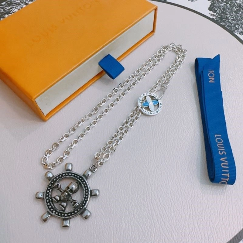 TravelReady Louis Vuitton Necklaces 249236
