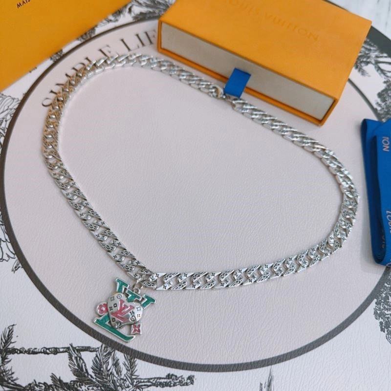 TimelessDesign Louis Vuitton Necklaces 249235