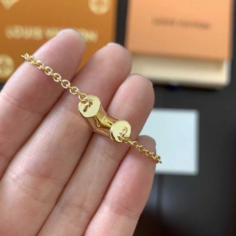 FlexibleFit Louis Vuitton Necklaces 249233