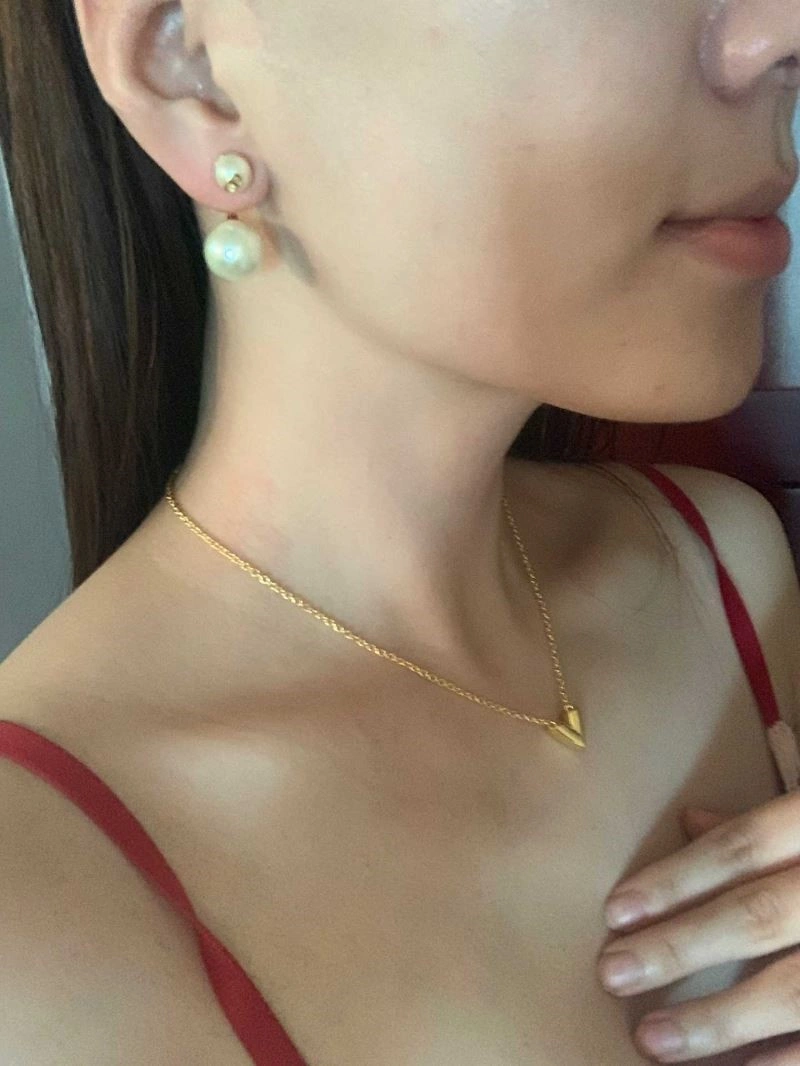 FlexibleFit Louis Vuitton Necklaces 249233