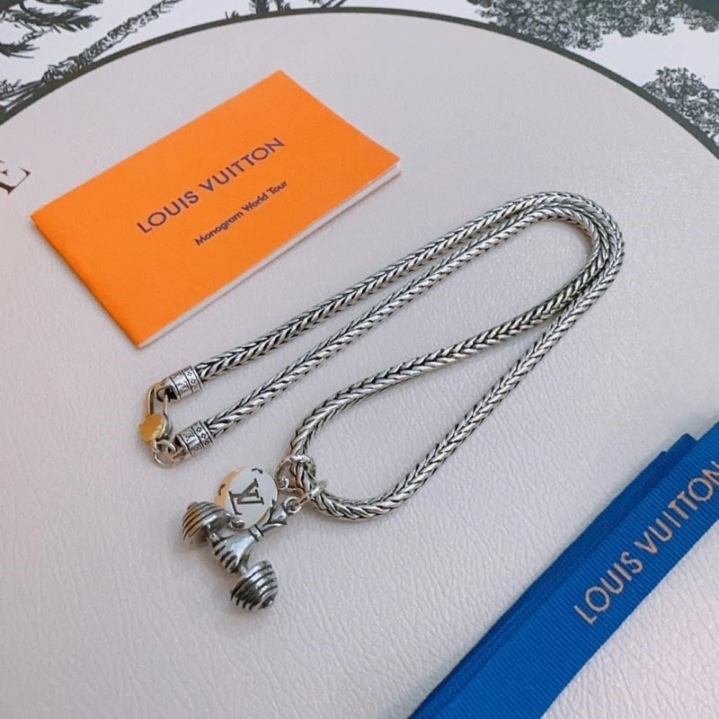 Tailored Louis Vuitton Necklaces 249230