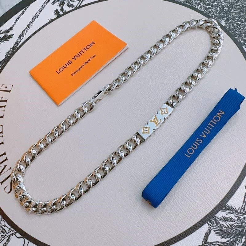 Attractive Louis Vuitton Necklaces 249229