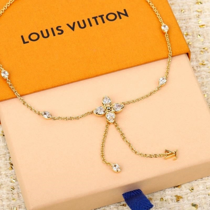 Louis Vuitton Necklaces Snug 249228