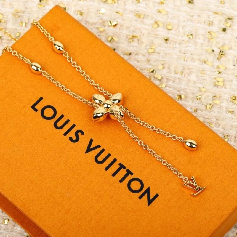 Louis Vuitton Necklaces Snug 249228