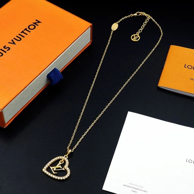 FashionForward Louis Vuitton Necklaces 249226