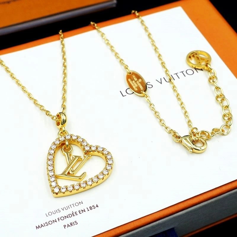 FashionForward Louis Vuitton Necklaces 249226