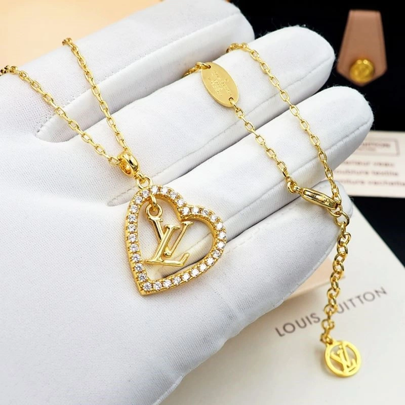 FashionForward Louis Vuitton Necklaces 249226
