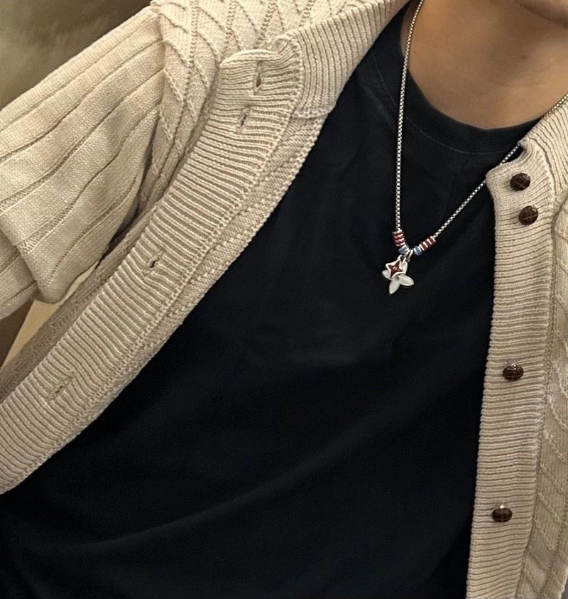 Sleek Louis Vuitton Necklaces 249225