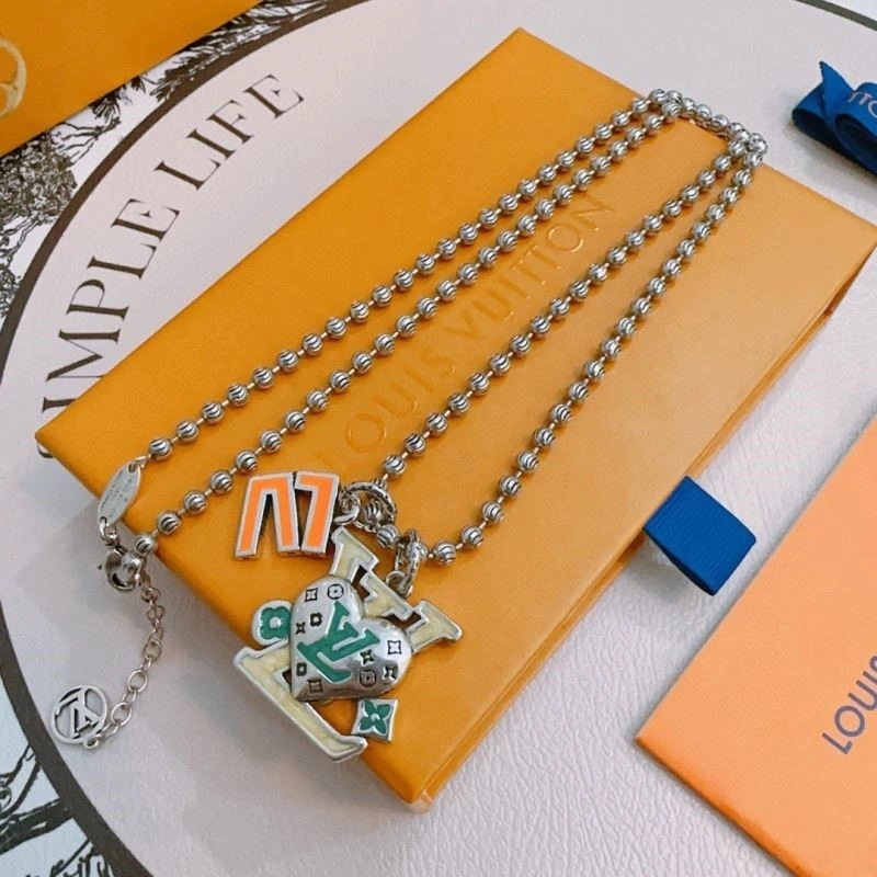 AllSeason Louis Vuitton Necklaces 249224
