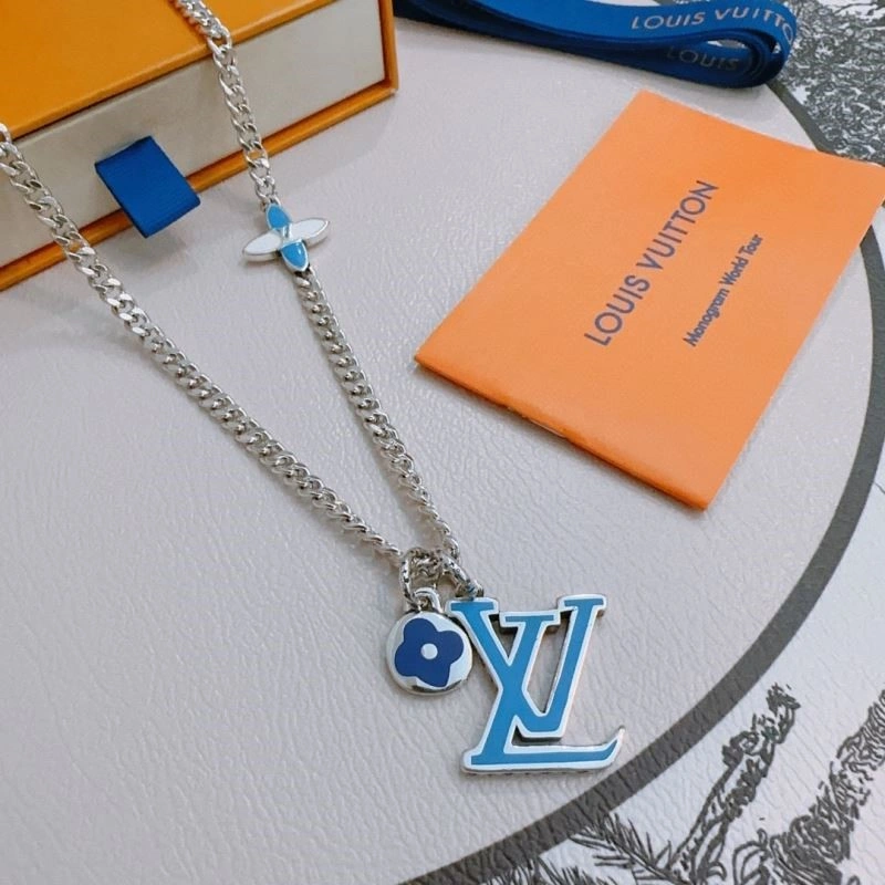 Timeless Louis Vuitton Necklaces 249223