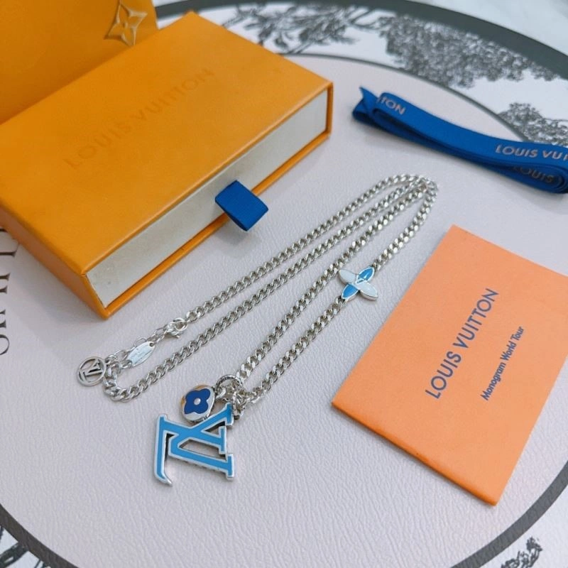 Timeless Louis Vuitton Necklaces 249223