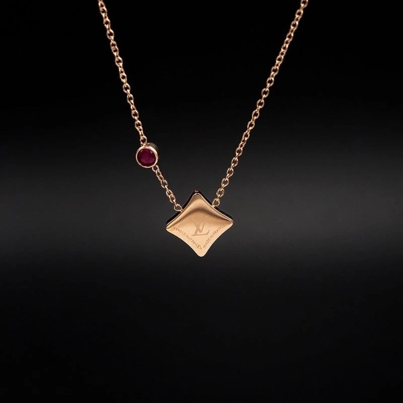 ComfortFit Louis Vuitton Necklaces 249216