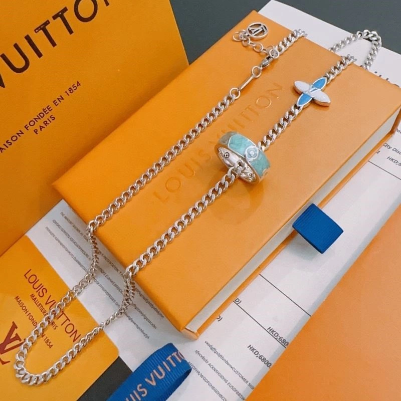 Louis Vuitton Necklaces WeatherProof 249203