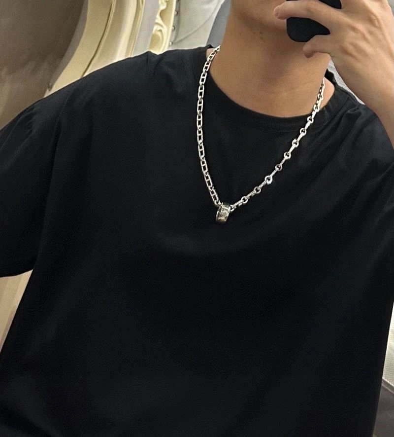 Popular Louis Vuitton Necklaces 249205