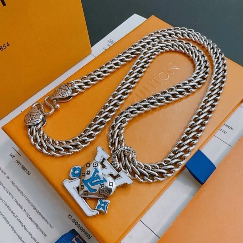 Louis Vuitton Necklaces HighPerformance 249208