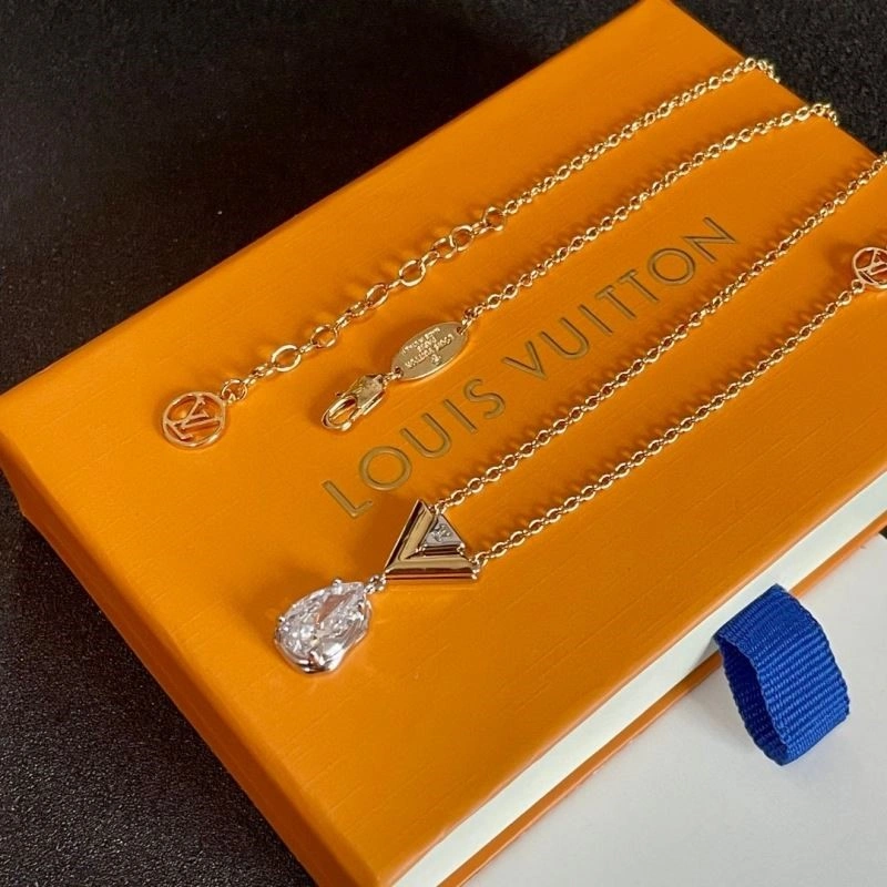 Louis Vuitton Necklaces Chic 248972