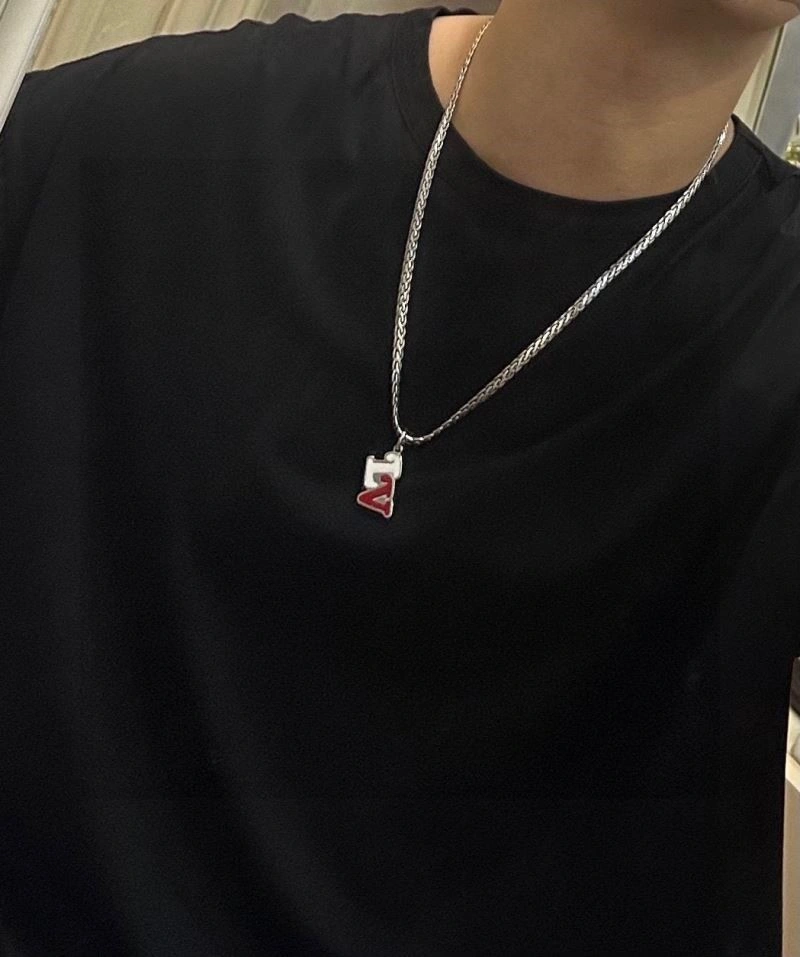 Louis Vuitton Necklaces Seasonal 248971