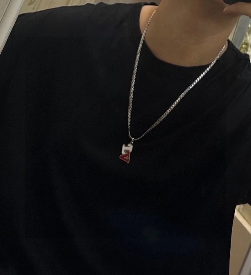 Louis Vuitton Necklaces Seasonal 248971