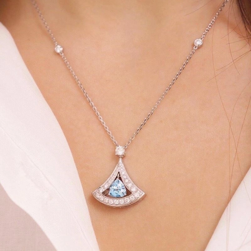 Sustainable Louis Vuitton Necklaces 248953