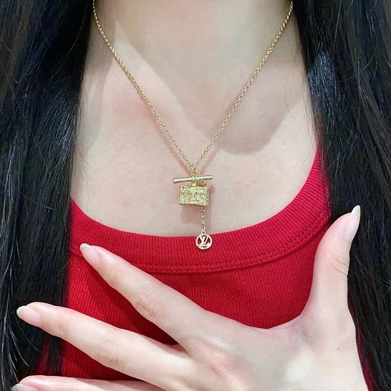 Louis Vuitton Necklaces TimelessDesign 248947