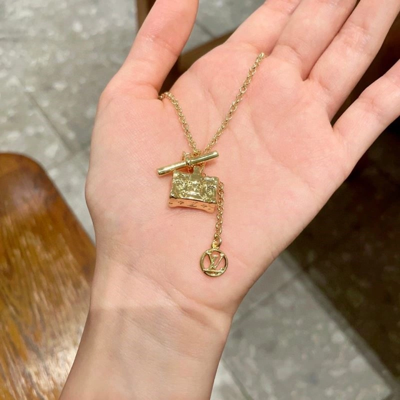 Louis Vuitton Necklaces TimelessDesign 248947