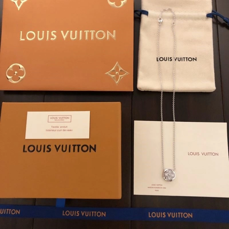 Louis Vuitton Necklaces SoftTouch 248939