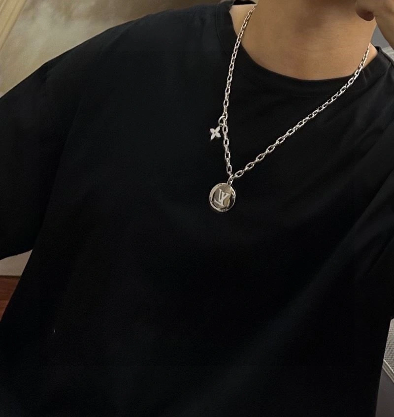 Colorful Louis Vuitton Necklaces 248960
