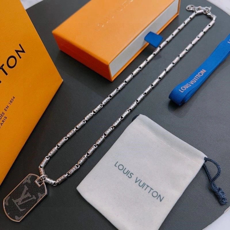 EasyCare Louis Vuitton Necklaces 248963