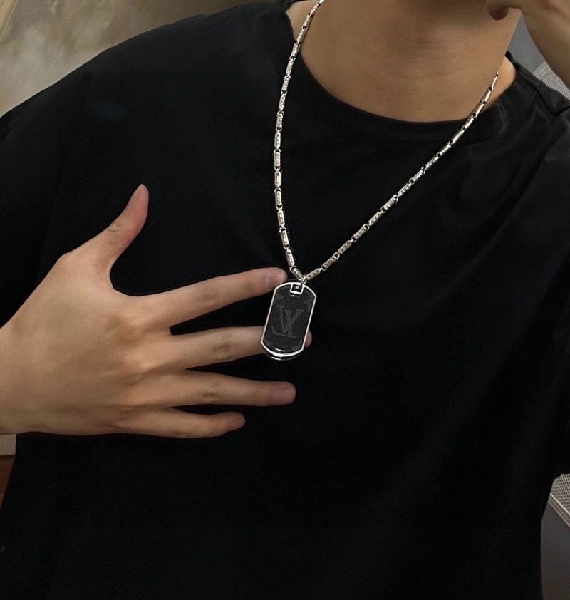 EasyCare Louis Vuitton Necklaces 248963