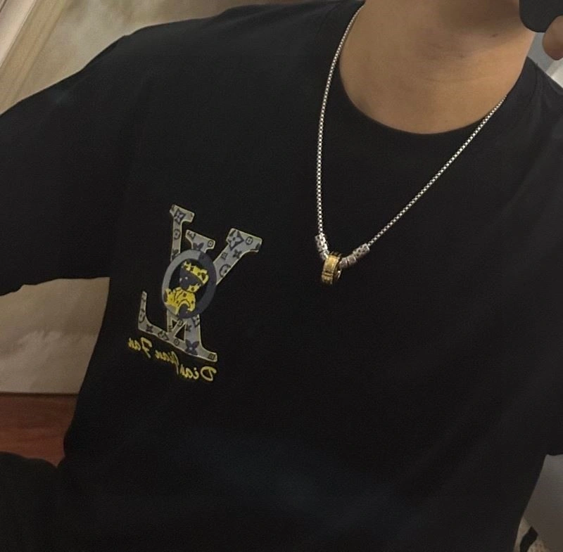 Louis Vuitton Necklaces MultiPurpose 248959