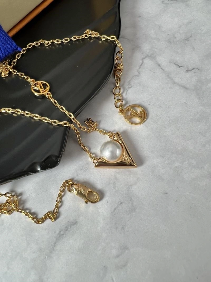 Louis Vuitton Necklaces Flexible 248943