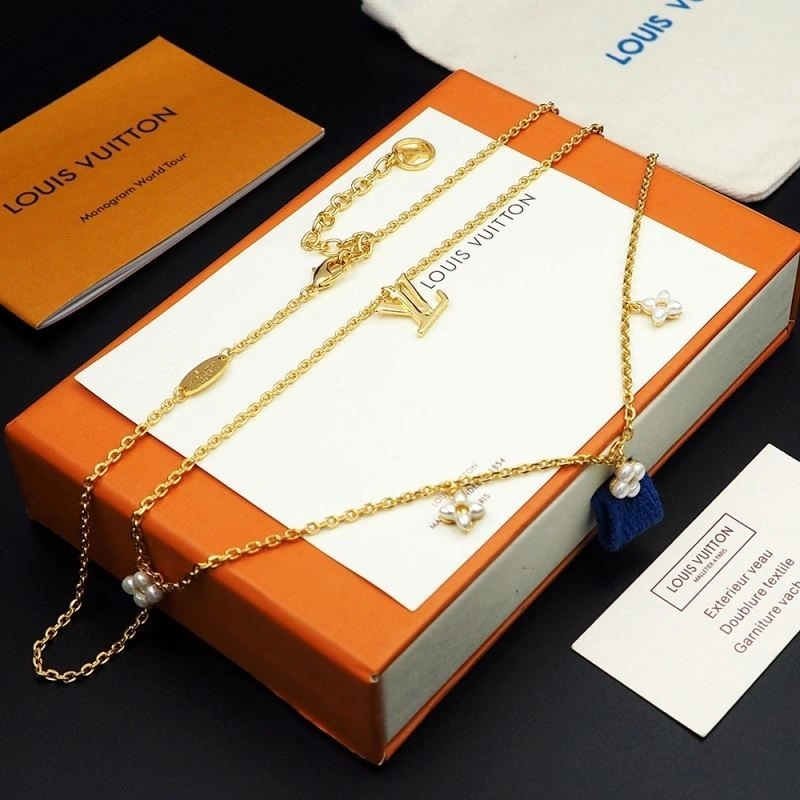 MultiPurpose Louis Vuitton Necklaces 248946